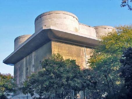 威廉堡战斗塔实景