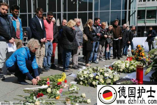 德国人为空难遇难者悼念 德国人为空难遇难者悼念